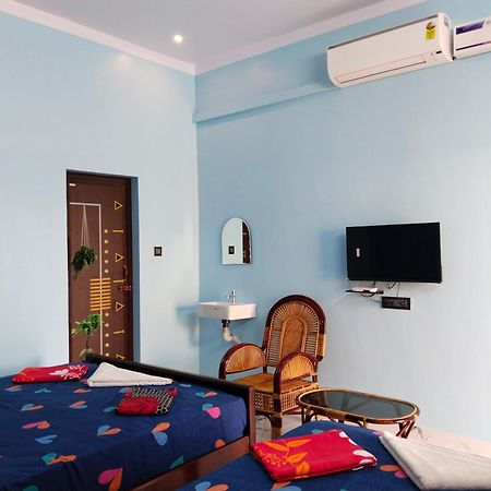 Hotel Vedhav Residency à Kânyâkumârî Extérieur photo